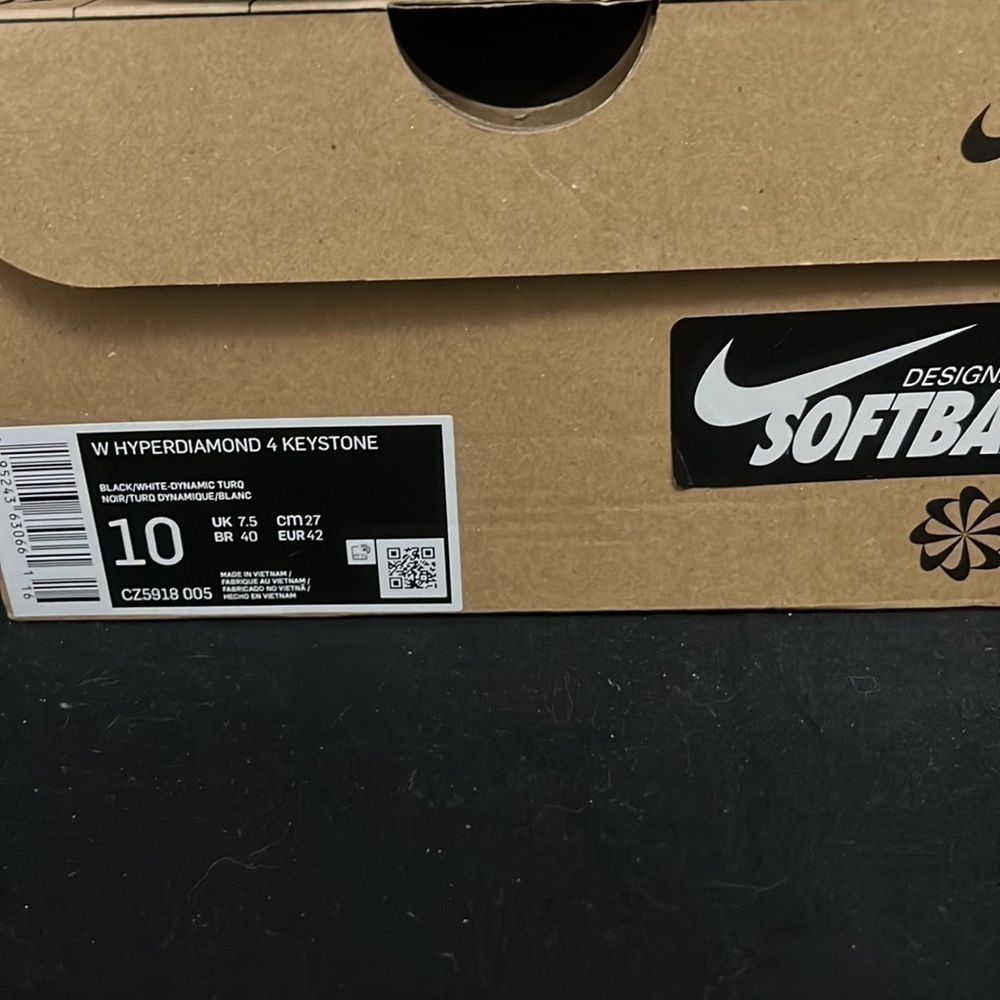 NIKE- Hyperdiamond 4 Keystone Softball cleats. NWT - Picture 2 of 9